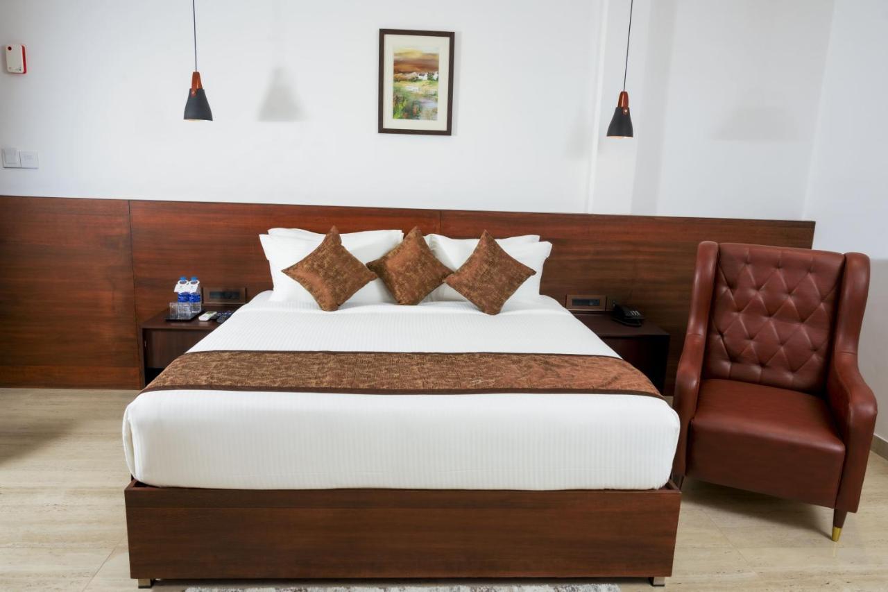 The Runway Hotel Kochi Eksteriør billede